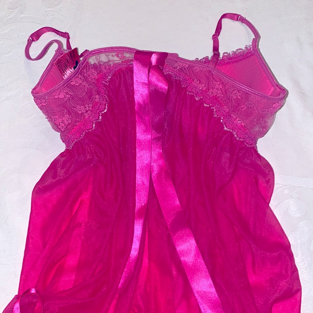 Victoria’s Secret sexy little thing 36C with a little padding & panties - Picture 6 of 8